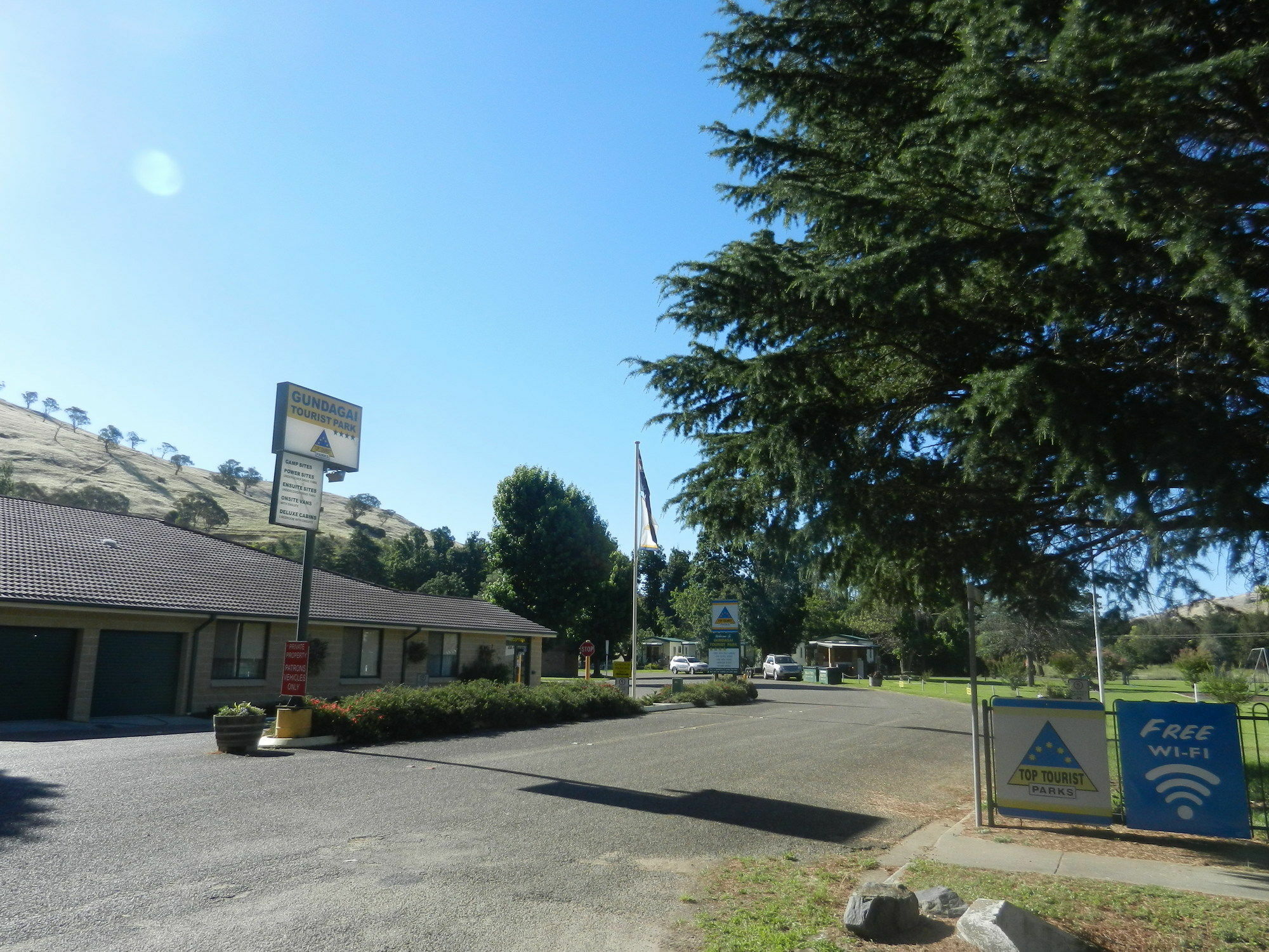 Gundagai Cabins & Tourist Park المظهر الخارجي الصورة